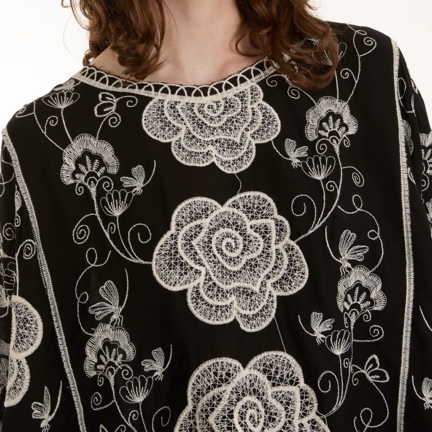 Ramona - Black Embroidery Flower Scallop Blouse