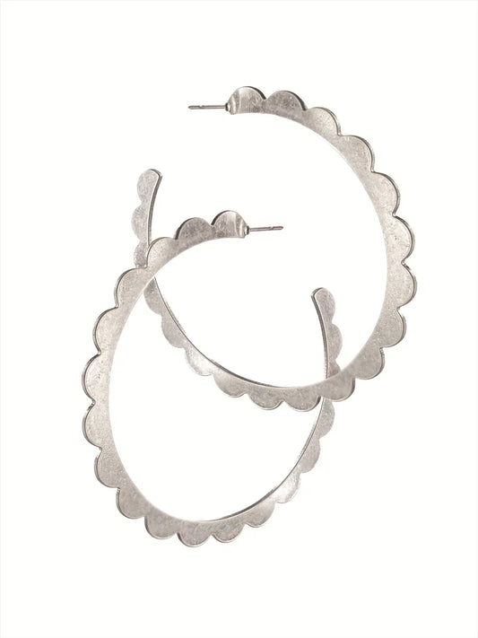 Grande Flower Power Hoops - Worn Silver