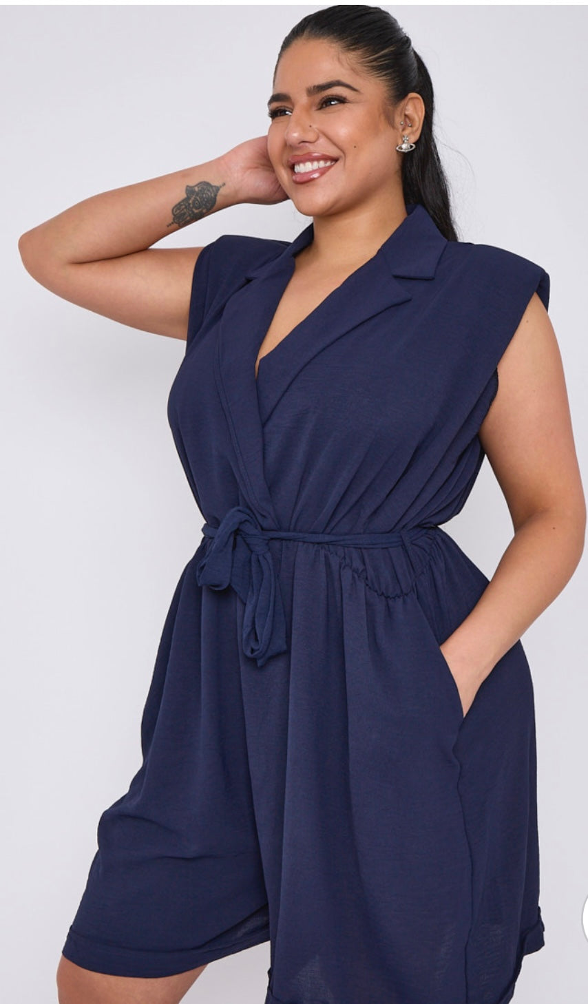 Plus Size Sleeveless Lapel Tie Waist Playsuit With Pockets