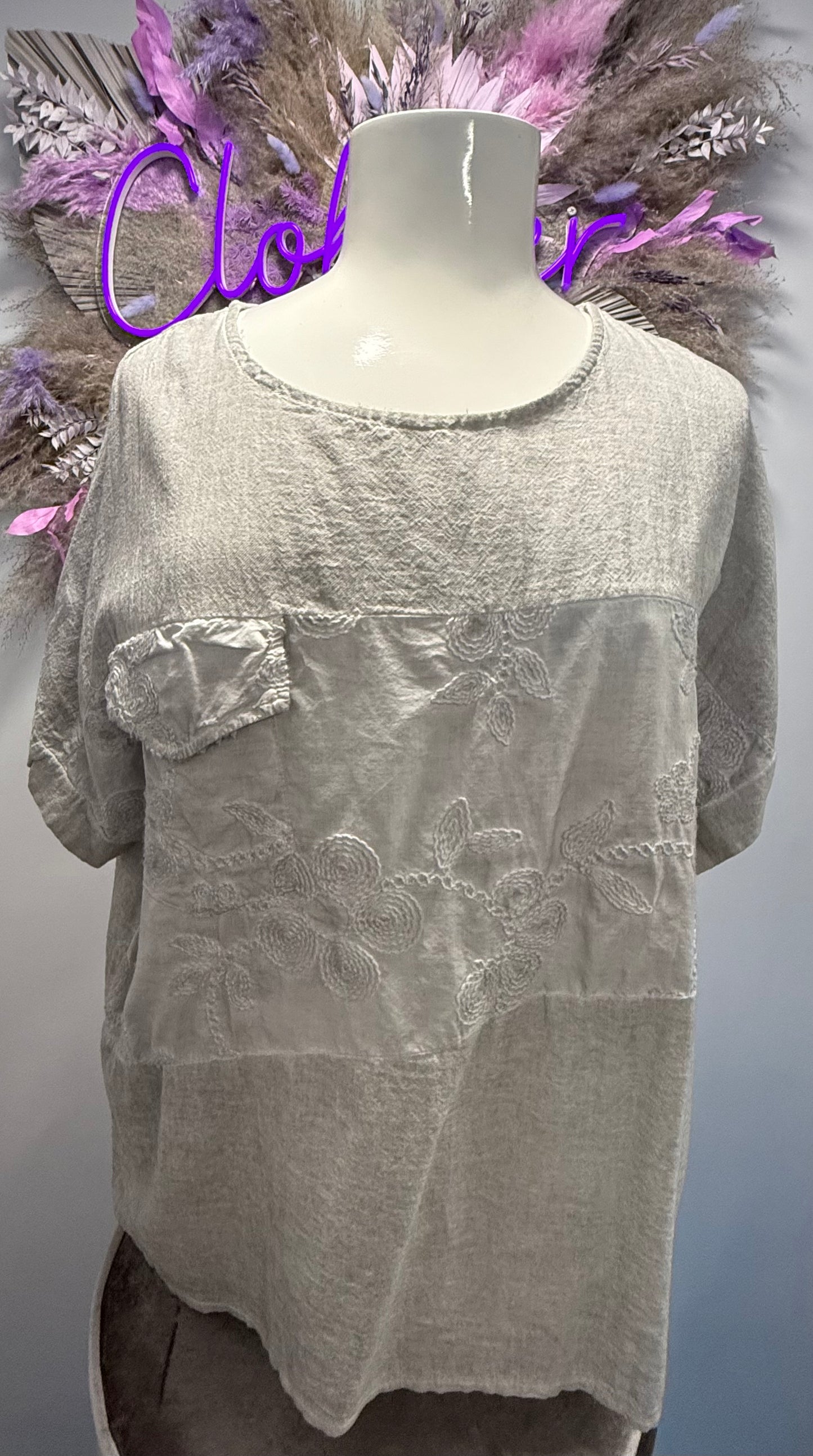Plus Size Embroidered Floral Stitch Panel T-Shirt