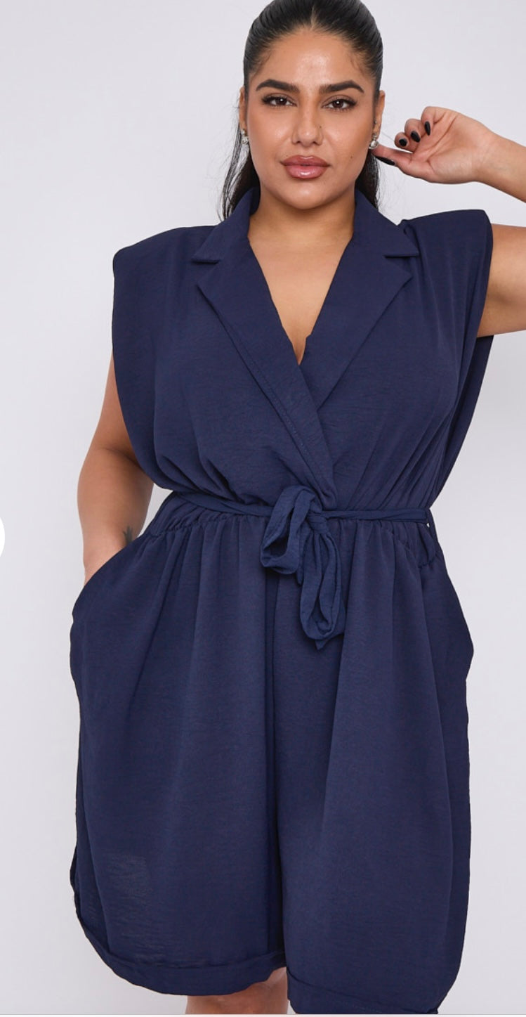 Plus Size Sleeveless Lapel Tie Waist Playsuit With Pockets