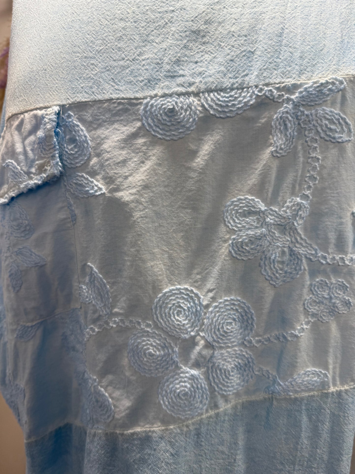 Plus Size Embroidered Floral Stitch Panel T-Shirt