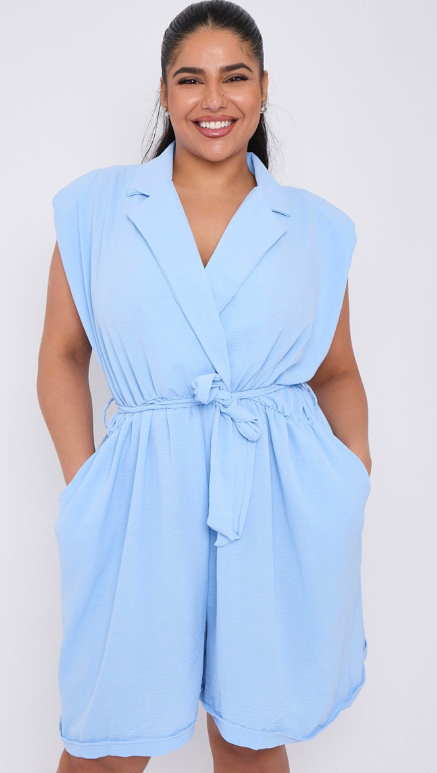 Plus Size Sleeveless Lapel Tie Waist Playsuit With Pockets