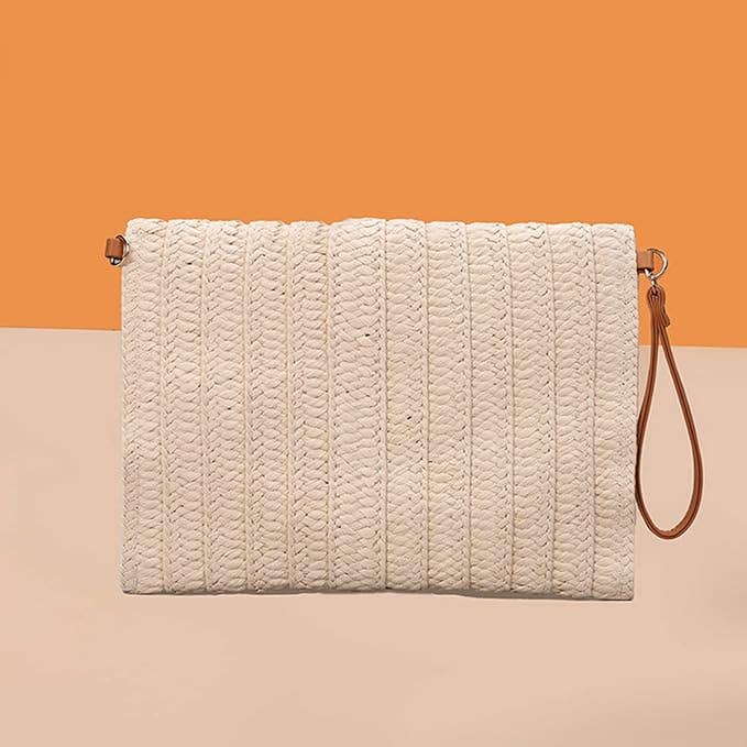 Tassels clutch straw bag