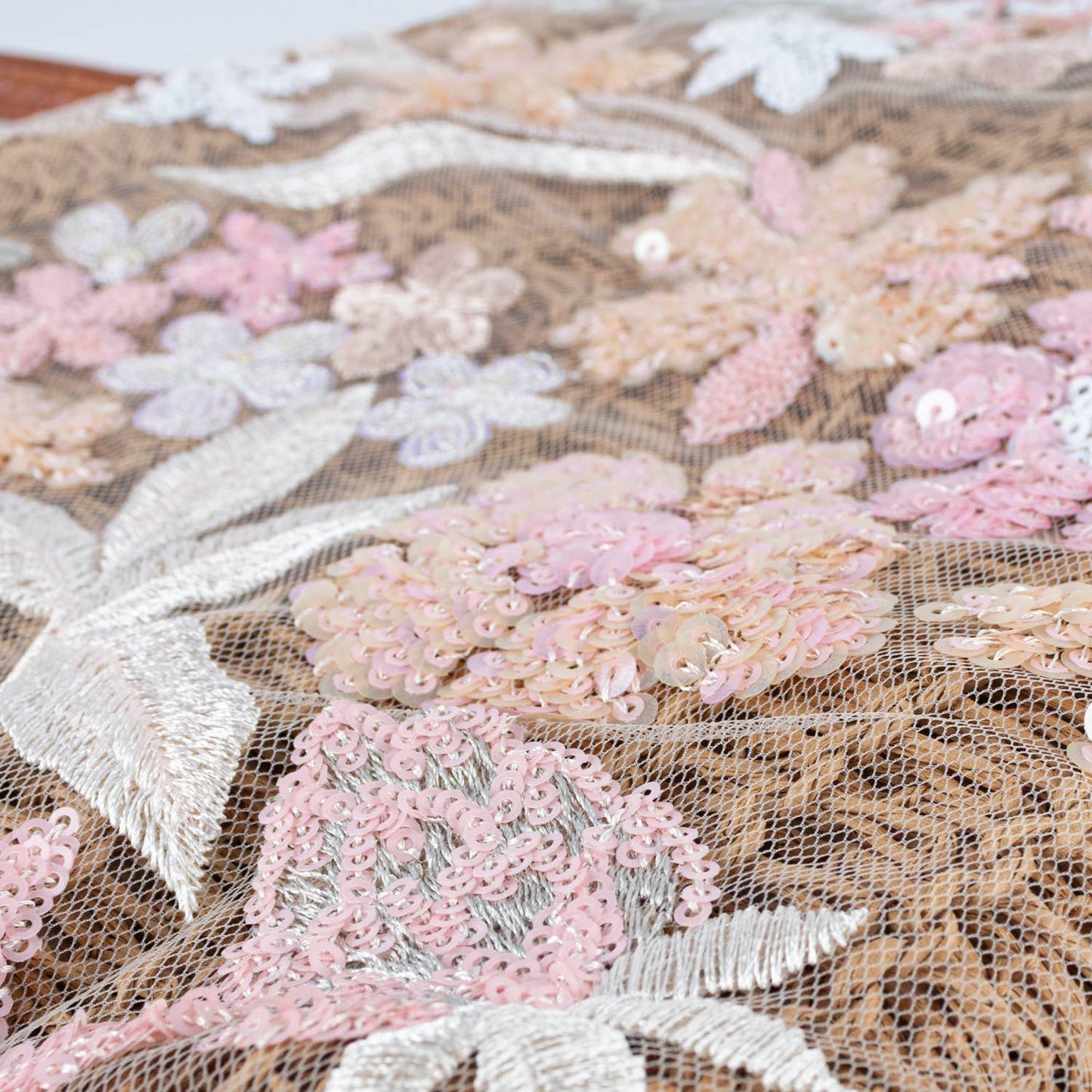 Textured Straw Clutch with Flowers Sequins