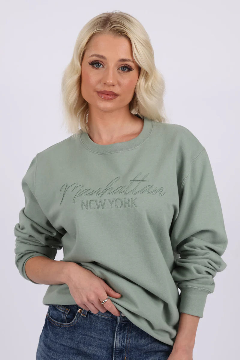 Manhattan New York Embroidered Sweatshirt