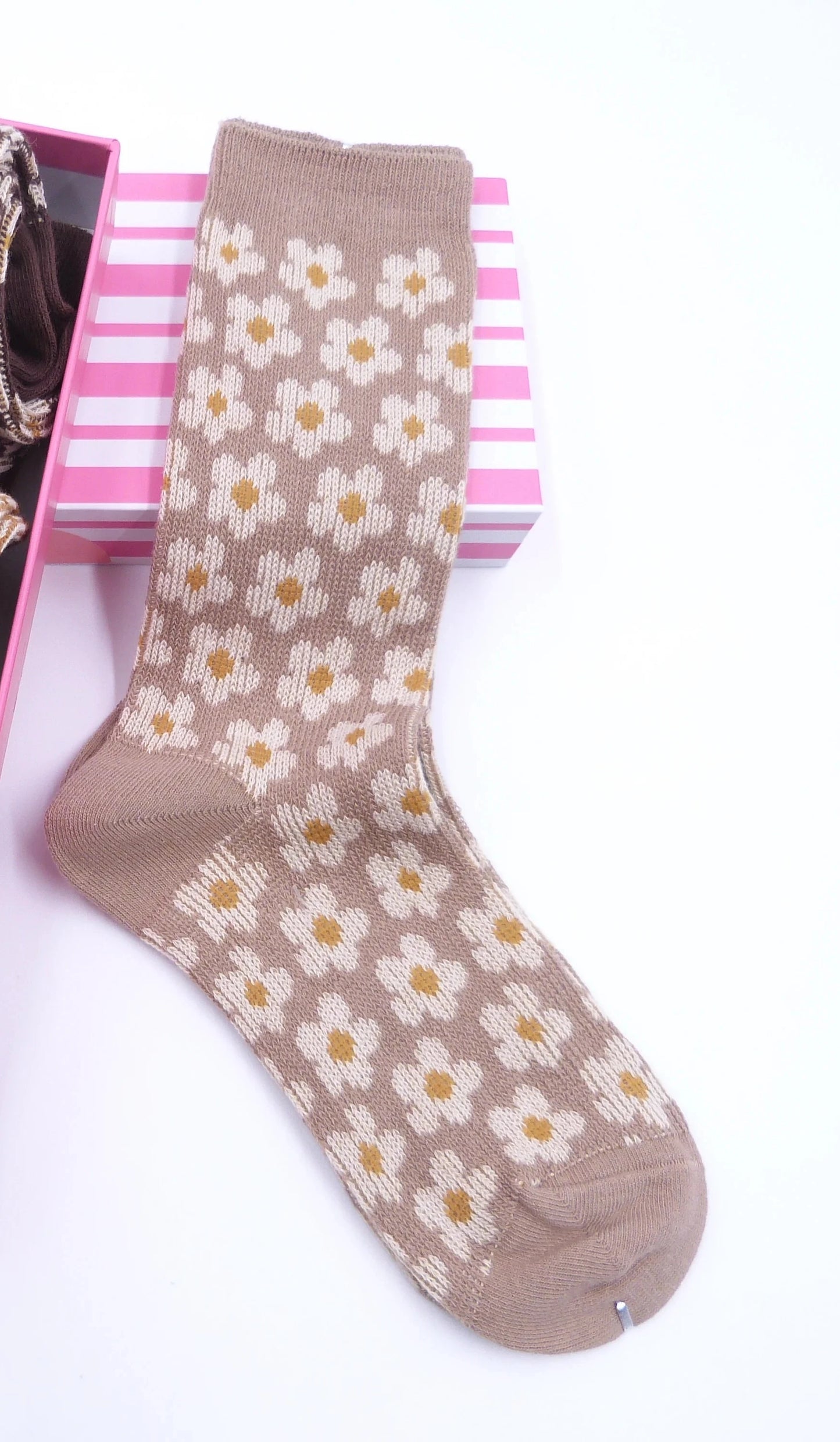 Daisy Flower Print Ladies Socks - Beige