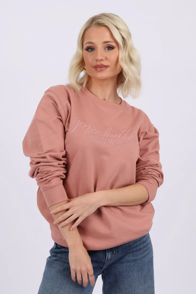 Manhattan New York Embroidered Sweatshirt