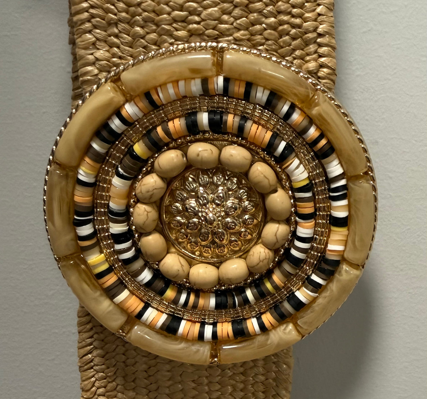 Circle Shell Embellished Straw Stretch Waist Belt