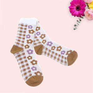 Daisy Flower Pattern Socks - Tan