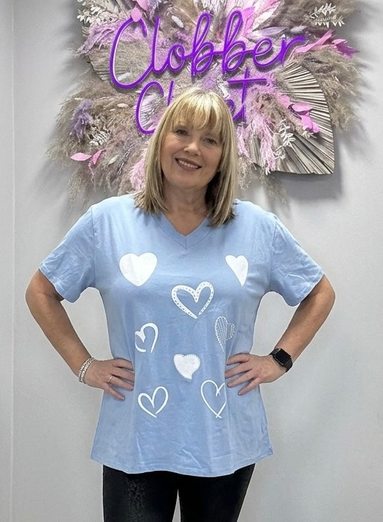 Plus Size All-Over Heart Print Oversized T-Shirt
