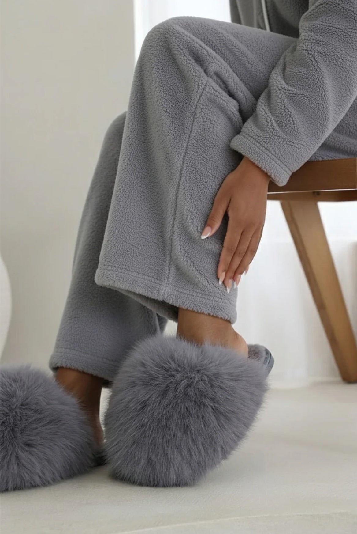 Grey Extreme Oversized Faux Fur Fluffy Slippers