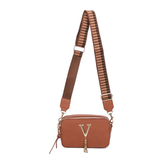 ** REDUCED DUE TO IMPERFECTION - METAL ON V TARNISHED - NO RETURN ** V Logo Tassel Box Bag