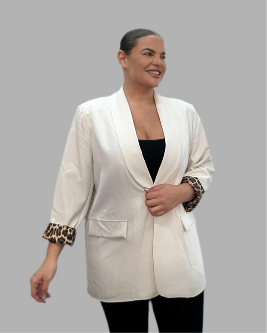 Plus Size Beige Leopard Detail Blazer