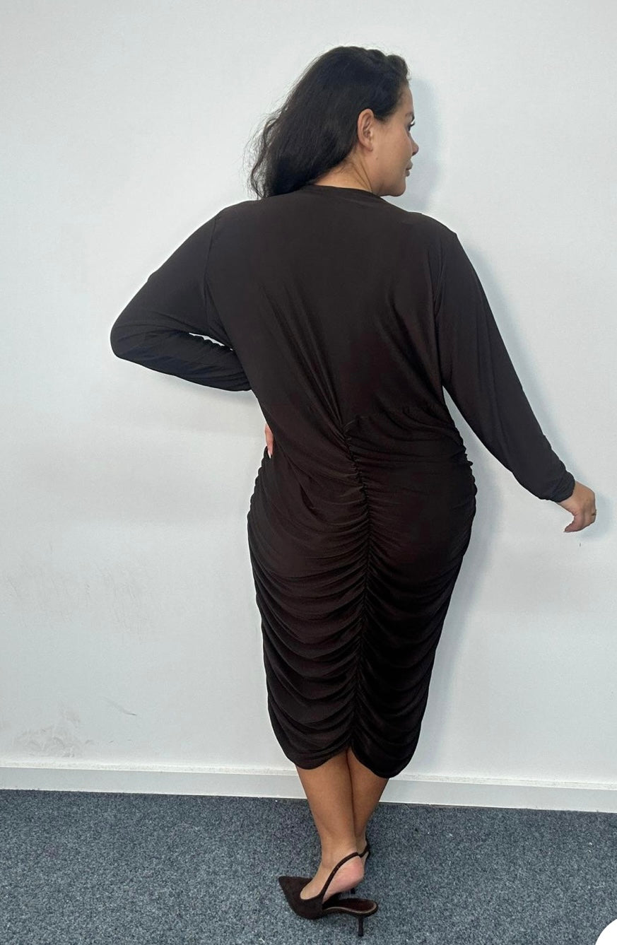 Plus Size Brown Ruched V Neck Midi Dress