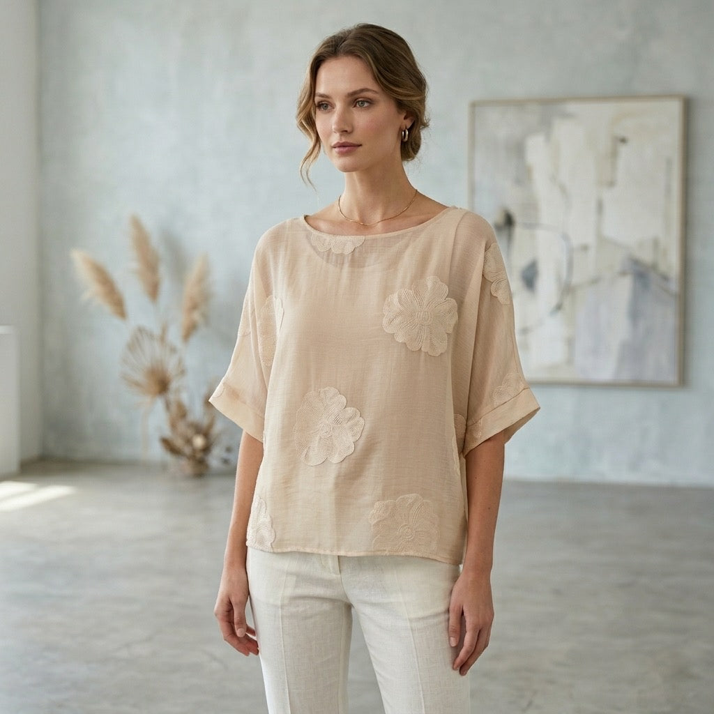Luna Embroidered Flower Top