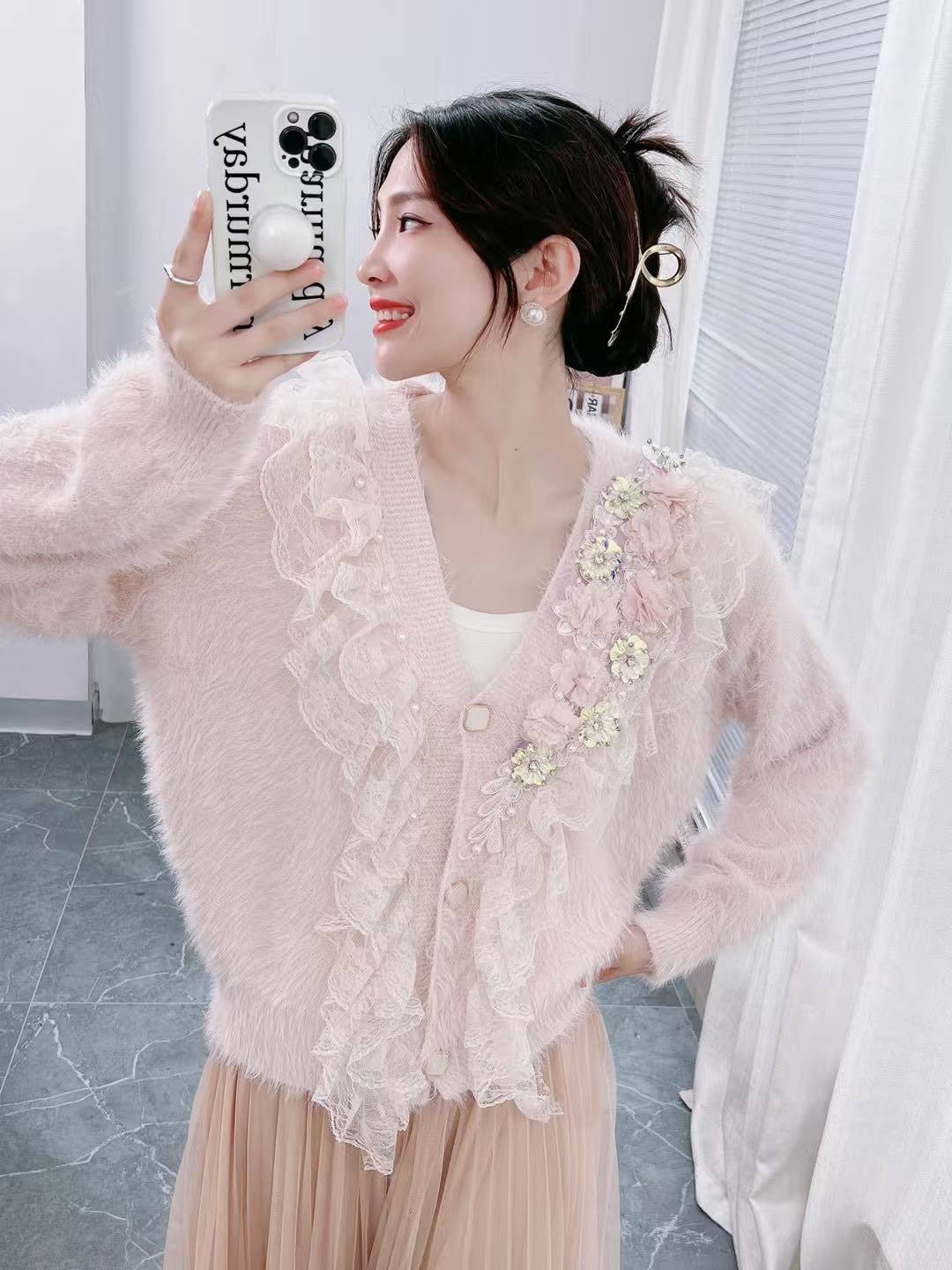 Ivory Faux Fur Cardigan with Side Sparkling Flowers